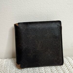 Louis Vuitton Men's monogram canvas and  Leather Bi-Fold Wallet - project